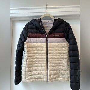 Cotopaxi Women’s Fuego Down Hooded Jacket